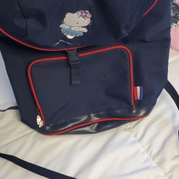 Vintage Hello Kitty Backpack - Picture 2 of 6